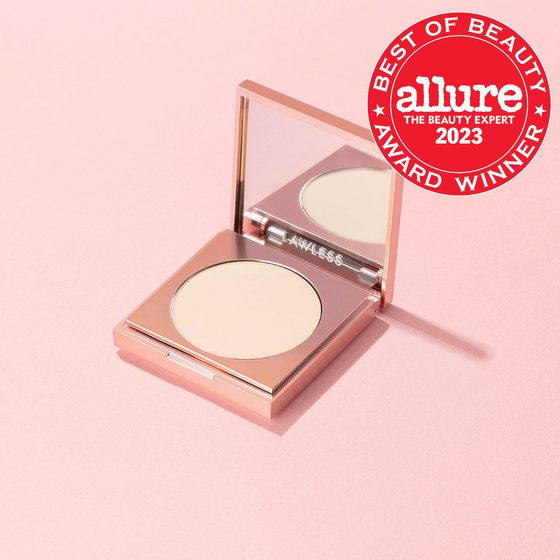 Lawless Skin-Smoothing Perfecting Powder